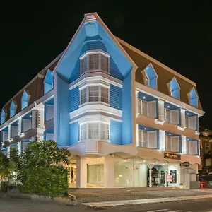 Yan's House Hotel